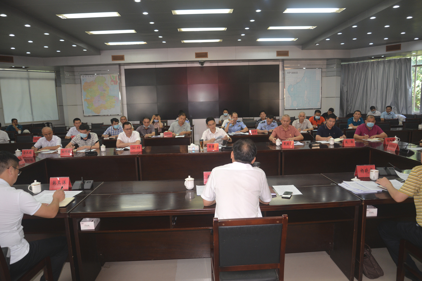 會(huì)議現(xiàn)場(chǎng).JPG